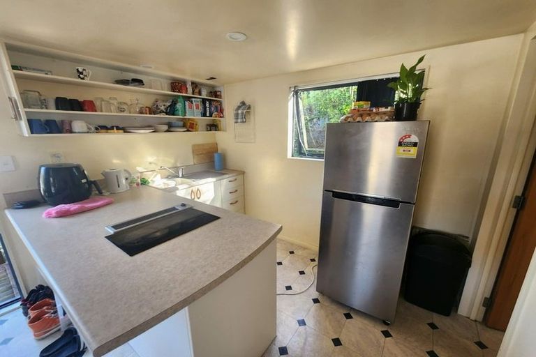 Photo of property in 35 Eastern Terrace, Beckenham, Christchurch, 8023