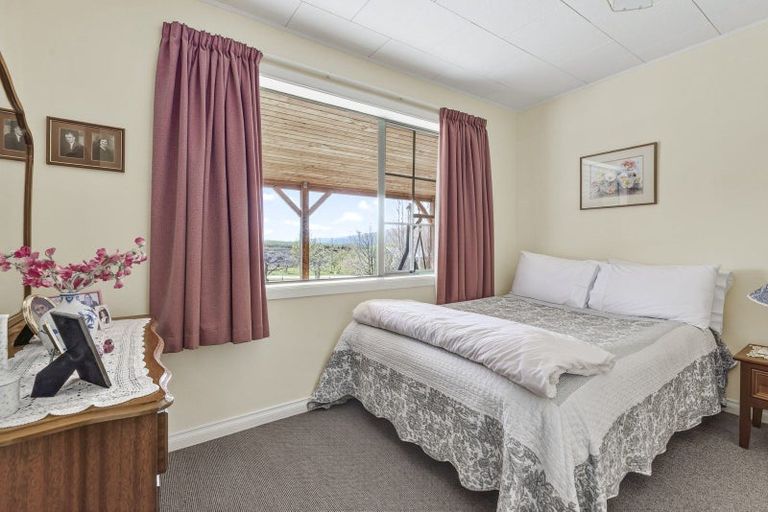 Photo of property in 39 Domain Road, Bannockburn, Cromwell, 9384