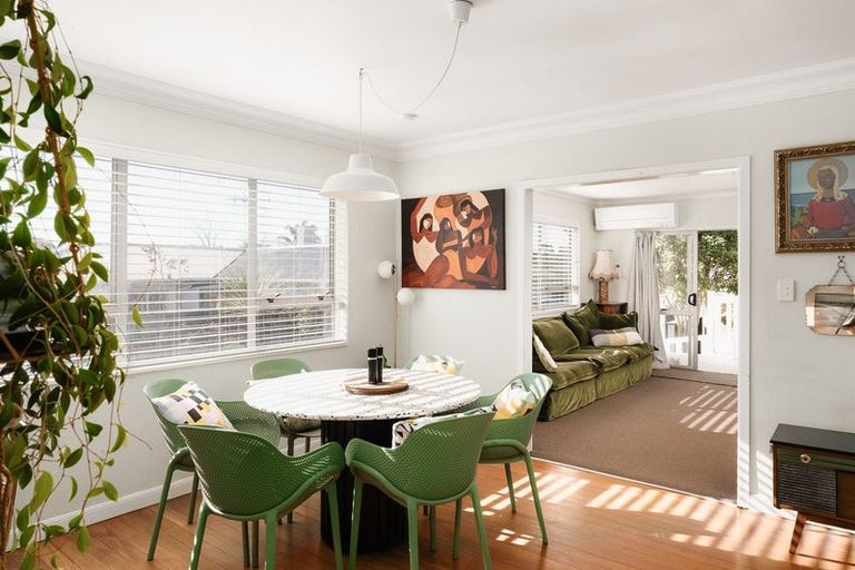 Photo of property in 26 Riverton Road, Mount Maunganui, 3116