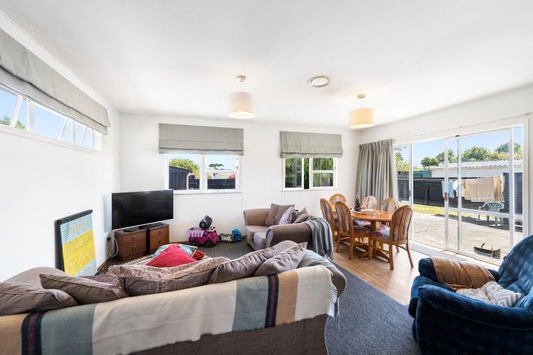 Photo of property in 15 Kettle Avenue, Awapuni, Palmerston North, 4412