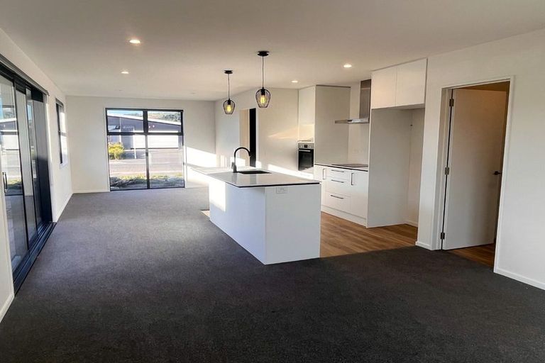 Photo of property in 96 Kennedys Bush Road, Halswell, Christchurch, 8025