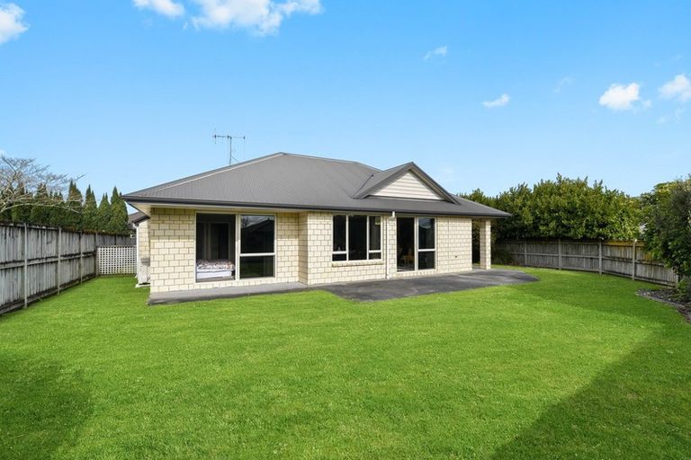 Photo of property in 1 Woburn Court, Rototuna North, Hamilton, 3210