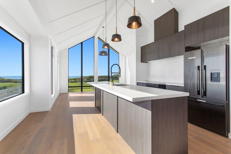 Photo of property in 16 Pacific Parade, Coastlands, Whakatane, 3120