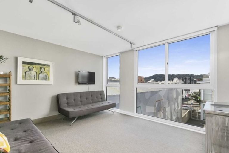 Photo of property in Canvas Apartments, 18/307 Willis Street, Te Aro, Wellington, 6011