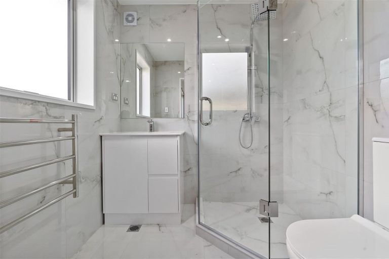 Photo of property in 72e Grove Road, Papakura, 2110