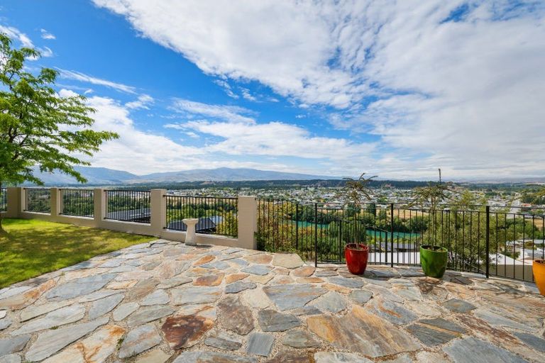 Photo of property in 4 Hawkdun Place, Bridge Hill, Alexandra, 9320