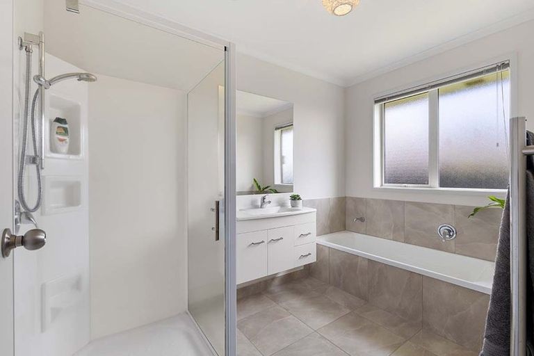 Photo of property in 12 Sunrise Place, Te Aroha, 3320