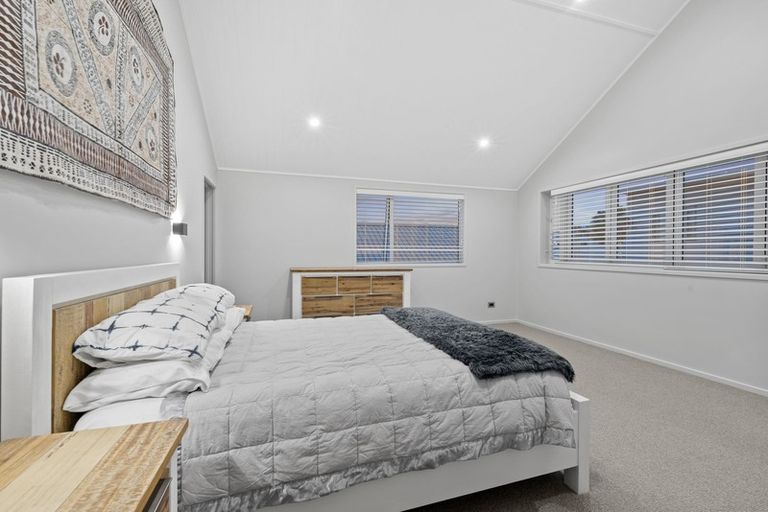 Photo of property in 23 Rita Way, Omaha, 0986