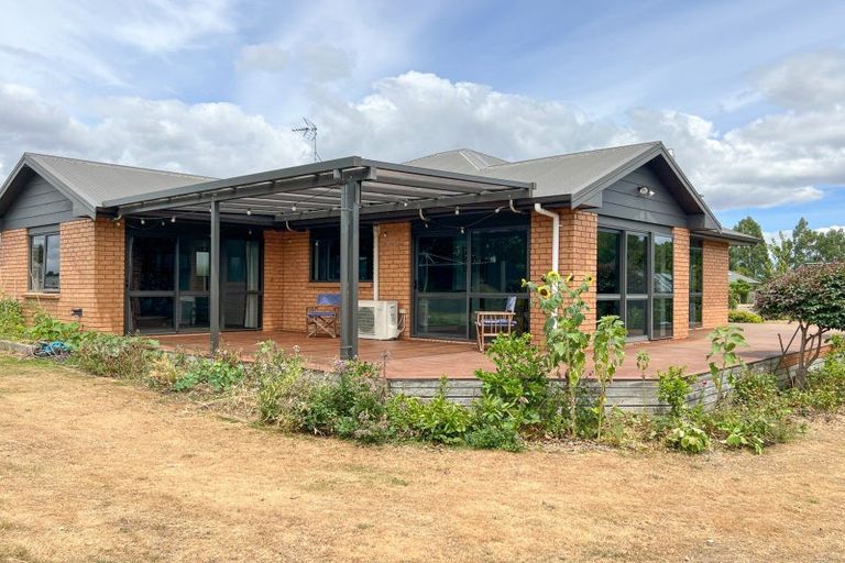 Photo of property in 10 Rexwood Estate, Carterton, 5713