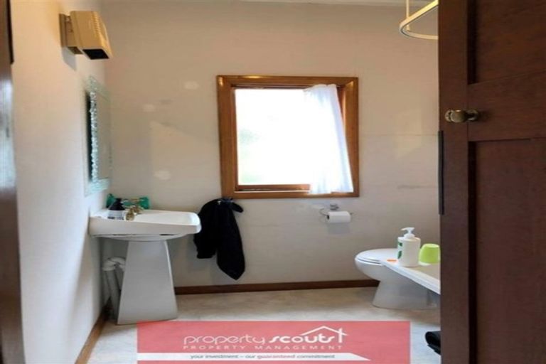 Photo of property in 23 Rimu Street, Strandon, New Plymouth, 4312