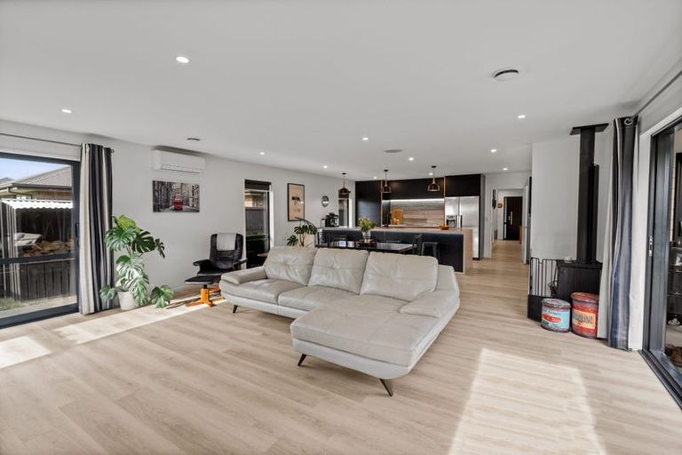 Photo of property in 17 Seymour Drive, Rolleston, 7614