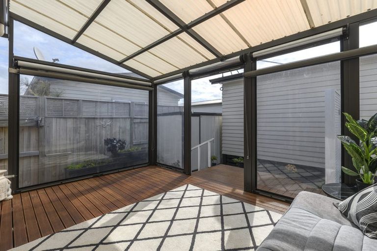 Photo of property in 11 Kamahi Crescent, Papamoa Beach, Papamoa, 3118