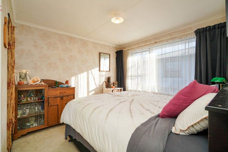 Photo of property in 11 Lothian Crescent, Strathern, Invercargill, 9812