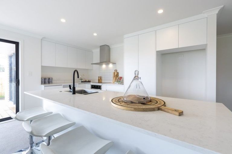 Photo of property in 22 Reidy Place, Pukekohe, 2120