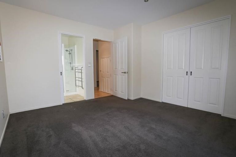 Photo of property in 14 Rimu Street, Riccarton, Christchurch, 8041