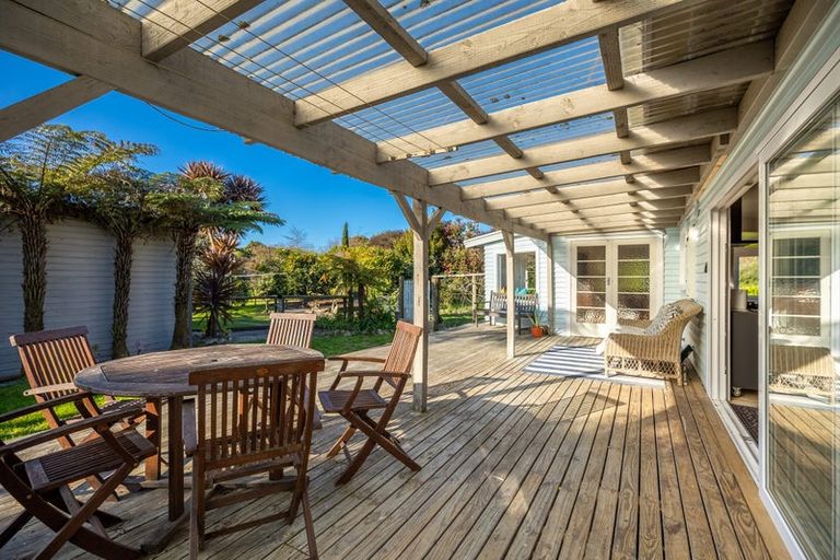 Photo of property in 147 Kina Beach Road, Tasman, Upper Moutere, 7173