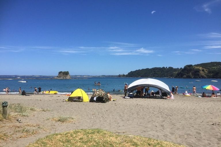 Photo of property in 58 Grand View Road, Leigh, 0985