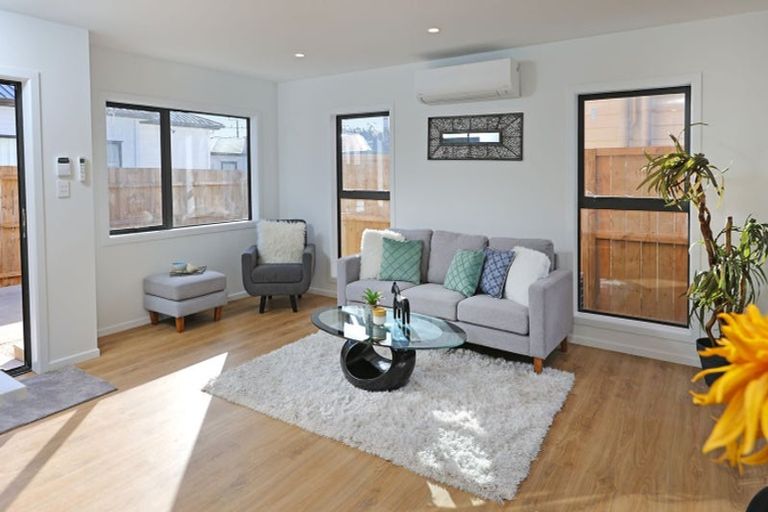 Photo of property in 538b Swanson Road, Ranui, Auckland, 0612