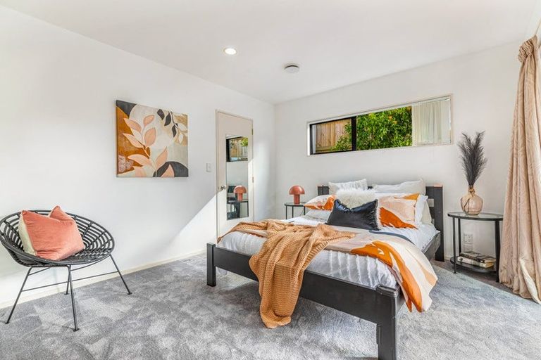 Photo of property in 217a Onewa Road, Birkenhead, Auckland, 0626