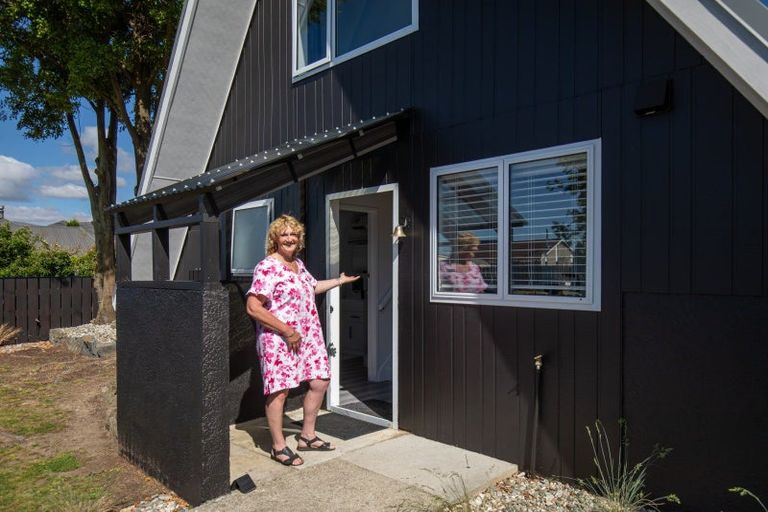 Photo of property in 20 Orchard Street, Clyde, 9330