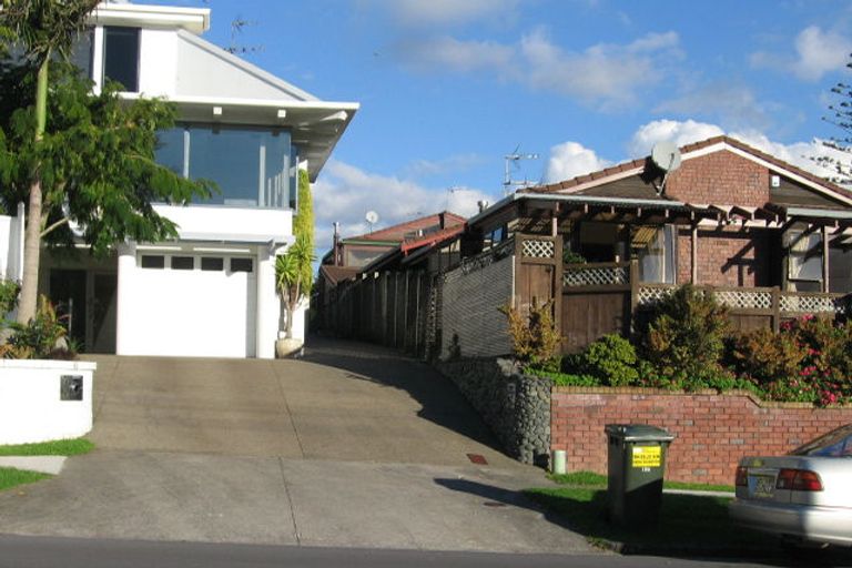 Photo of property in 2/10 Takutai Avenue, Bucklands Beach, Auckland, 2012