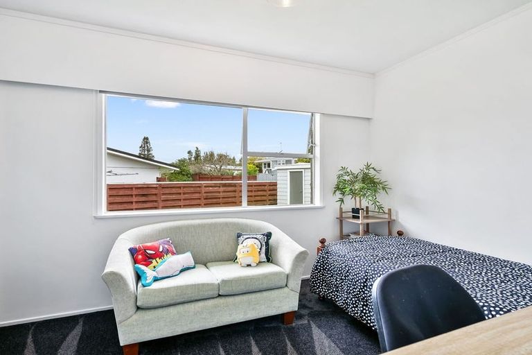 Photo of property in 16 Sierra Avenue, Te Kamo, Whangarei, 0112