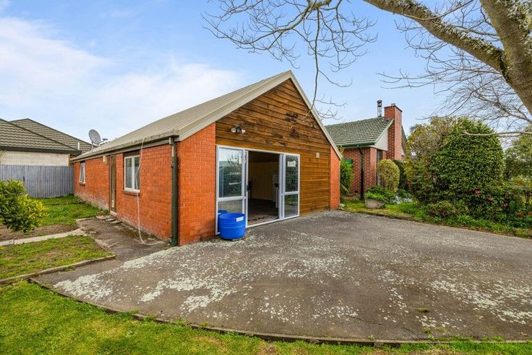 Photo of property in 3 Glenmore Avenue, Casebrook, Christchurch, 8051