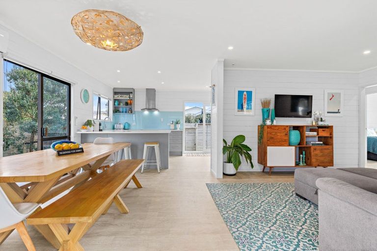 Photo of property in 59 Blue Bell Parade, Omaha, 0986