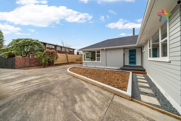 Photo of property in 41 Holyoake Crescent, Avalon, Lower Hutt, 5011