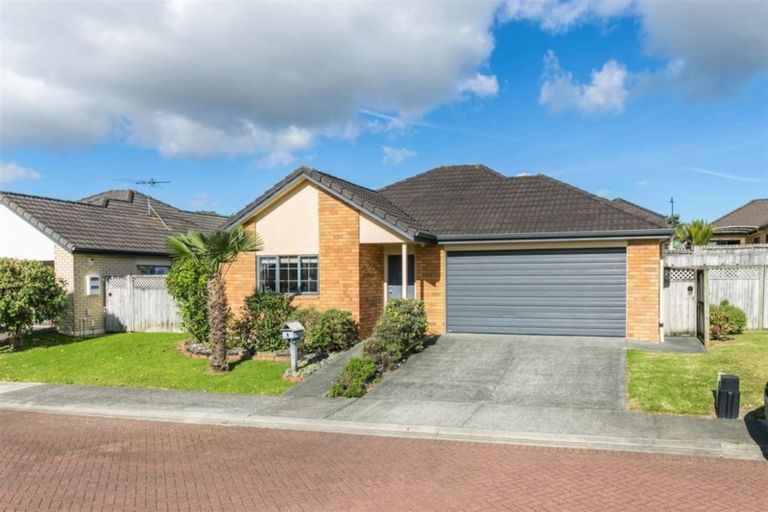 Photo of property in 7 Applebox Lane, Henderson, Auckland, 0612