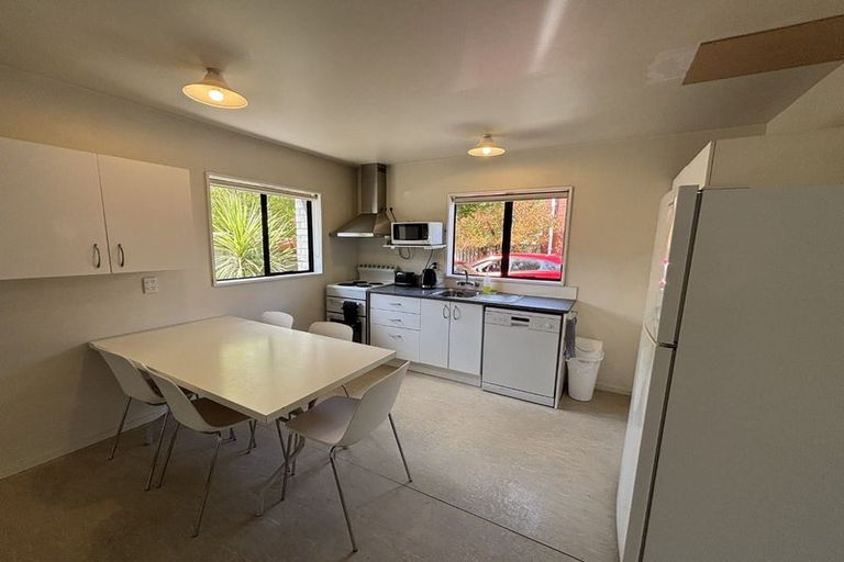 Photo of property in 1/111 Clarence Street, Riccarton, Christchurch, 8011