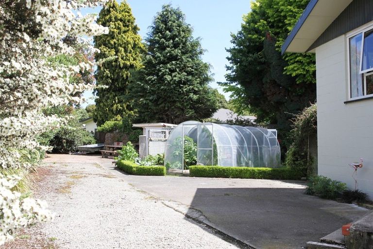 Photo of property in 59 Welsh Road, Winton, 9720