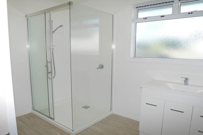 Photo of property in 66 Makarini Street, Paraparaumu, 5032