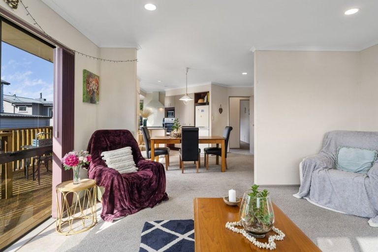 Photo of property in 17b Hilltop Road, Parkvale, Tauranga, 3112