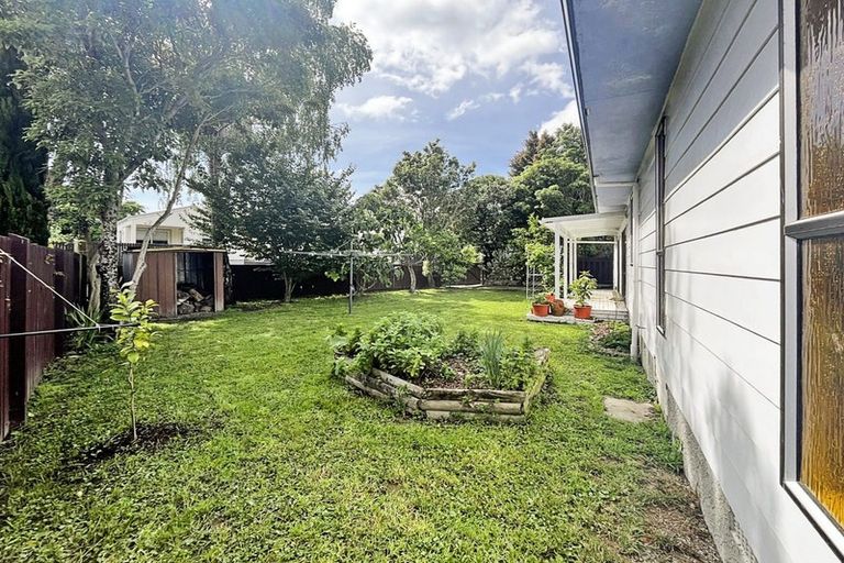 Photo of property in 2 Alaska Court, Awapuni, Palmerston North, 4412