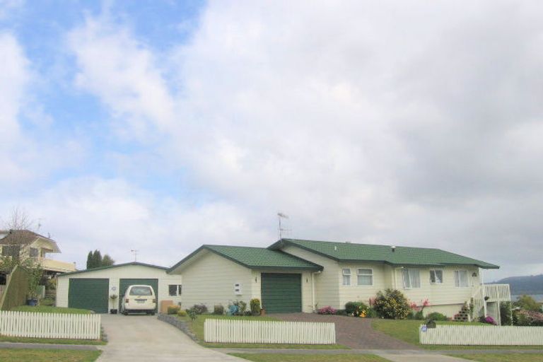 Photo of property in 1 Victoria Street, Richmond Heights, Taupo, 3330