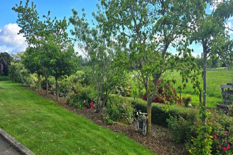 Photo of property in 86 Nursery Road, Homebush, Masterton, 5810