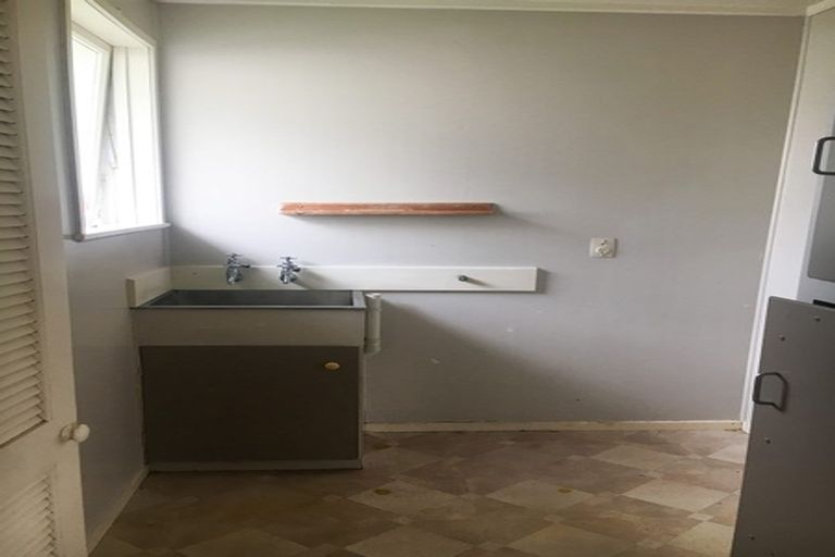 Photo of property in 13 Mayville Avenue, New Lynn, Auckland, 0600