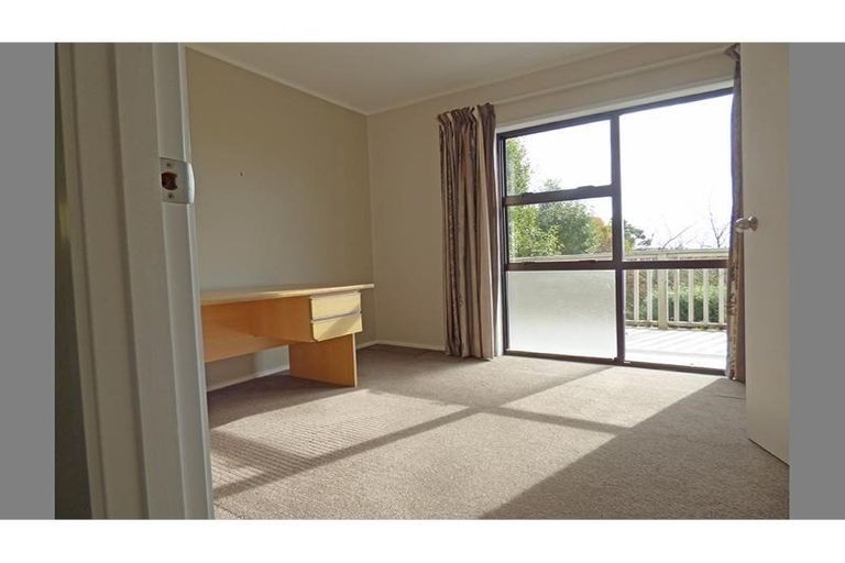 Photo of property in 24 Alton Avenue, Hillcrest, Auckland, 0627