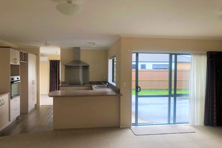 Photo of property in 20 Cranbrook Place, Rototuna North, Hamilton, 3210