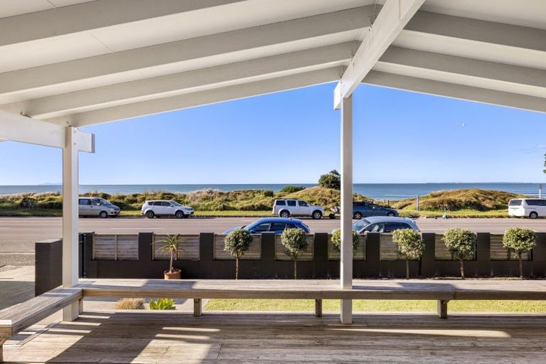 Photo of property in 185 Marine Parade, Mount Maunganui, 3116