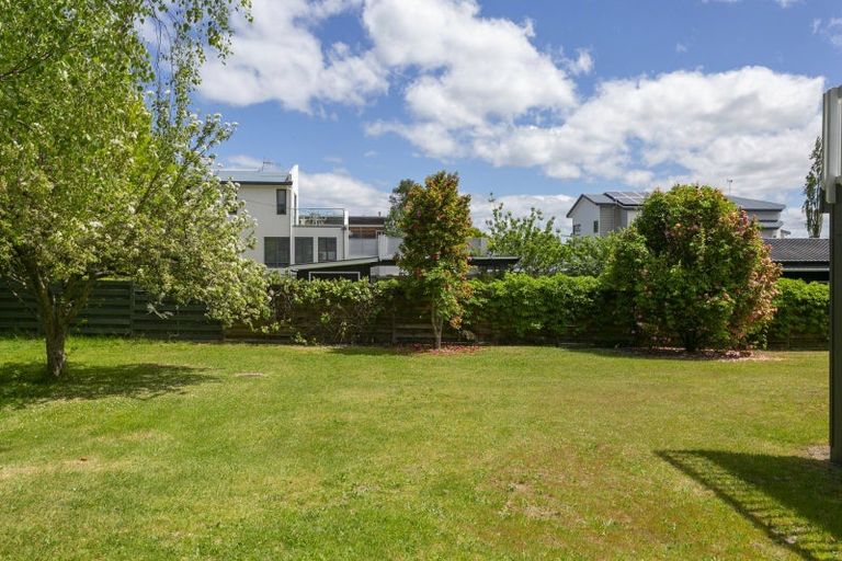 Photo of property in 71 Rainbow Drive, Rainbow Point, Taupo, 3330