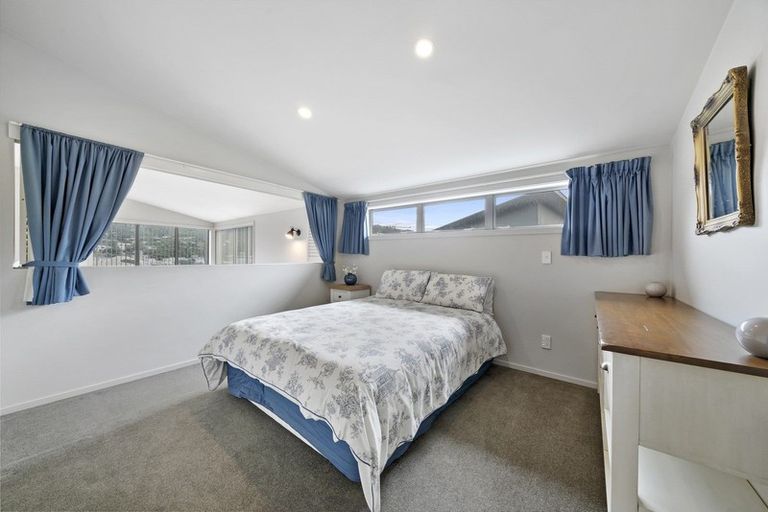 Photo of property in 9 Duncan Street, Tawa, Wellington, 5028