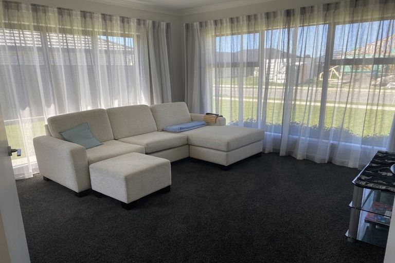 Photo of property in 18 Hikawera Drive, Frimley, Hastings, 4120