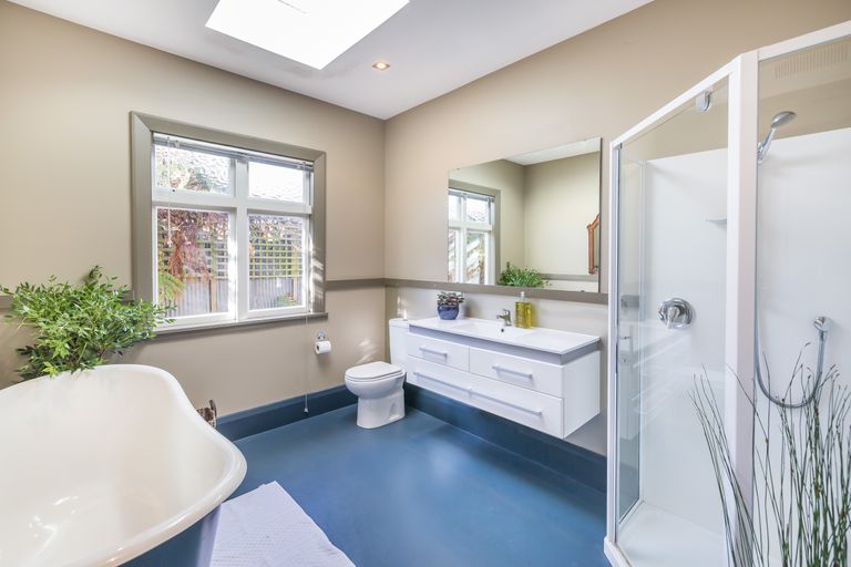 Photo of property in 92 Martin Avenue, Beckenham, Christchurch, 8023