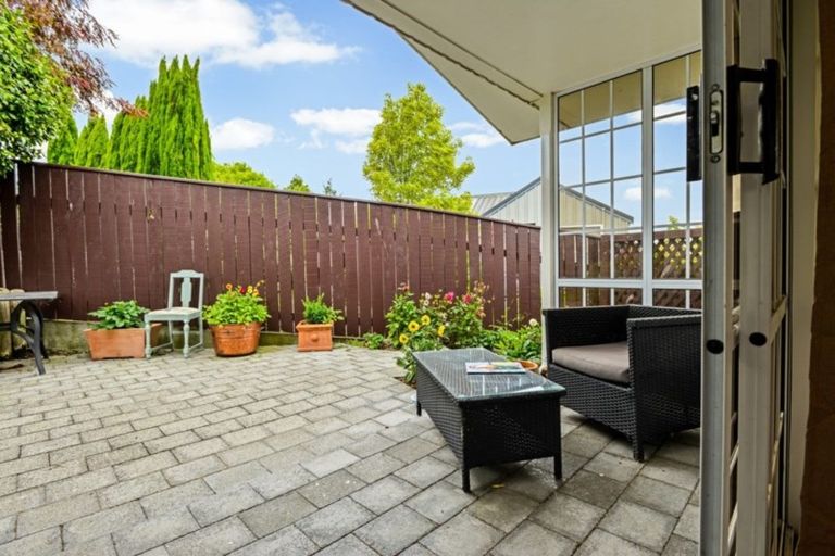 Photo of property in 35 Park View Avenue, Feilding, 4702