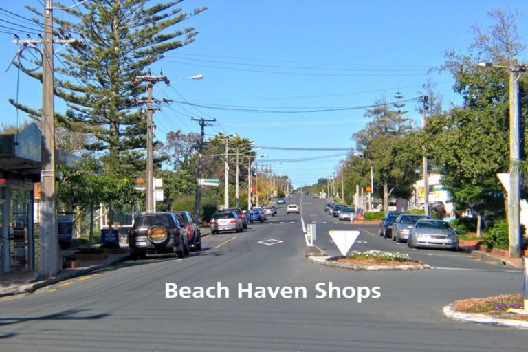 Photo of property in The Haven, 14/120 Beach Haven Road, Beach Haven, Auckland, 0626