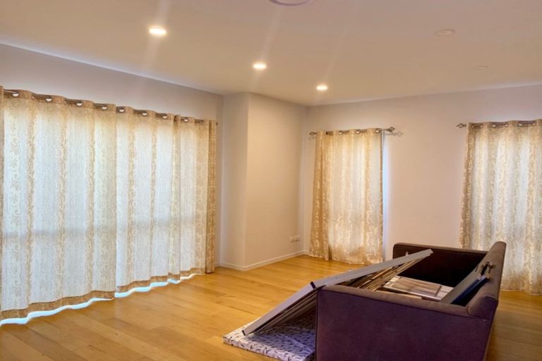 Photo of property in 38 Travis View Drive, Fairview Heights, Auckland, 0632