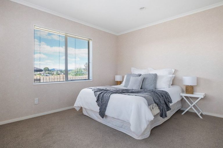 Photo of property in 6 Golden Heights, Hairini, Tauranga, 3112