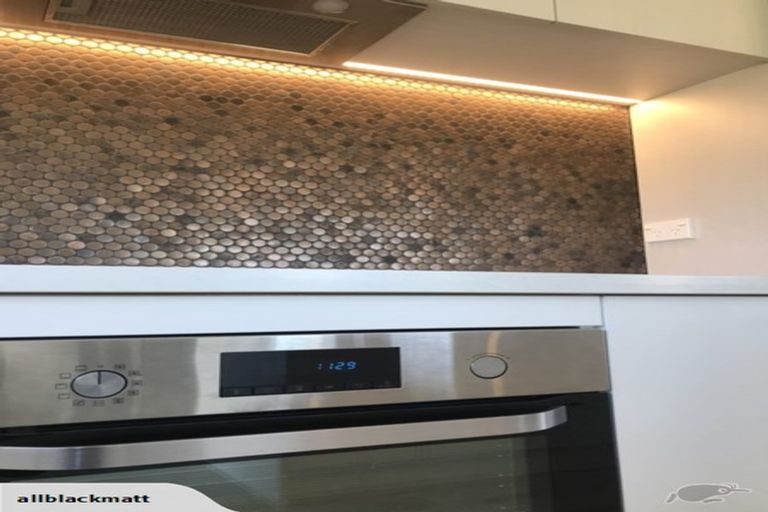 Photo of property in 7 Buckland Place, Cambridge, 3434